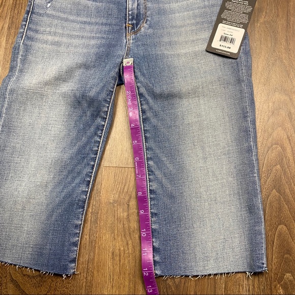 NWT! Hudson Amelia Knee Shorts Raw Hem Sz 24 - Picture 8 of 8